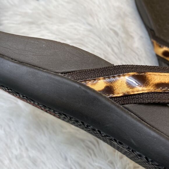 Vionic High Tide Flip Flop Sandal Wedge Leopard Print Sz 10 - Picture 10 of 11